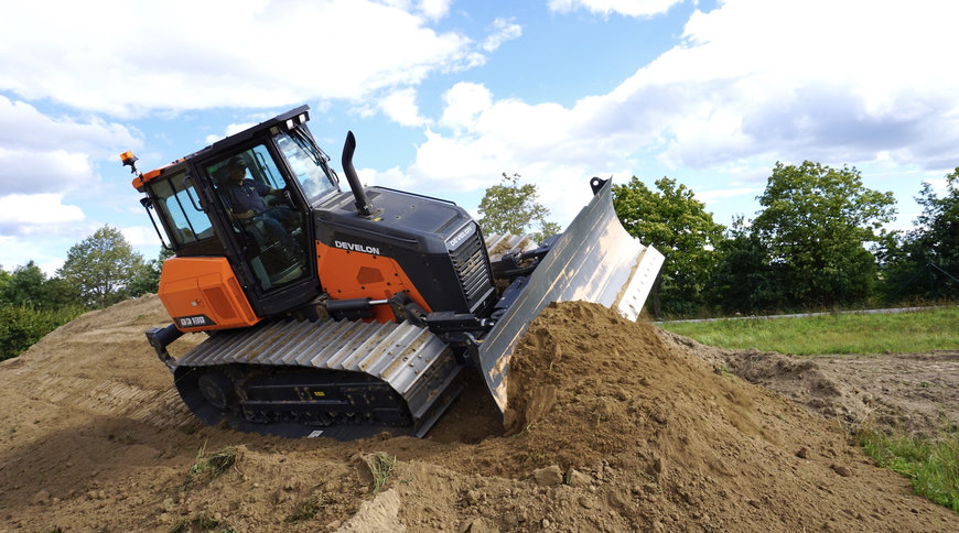 DEVELON Enters European Dozer Market with New DD130 Model